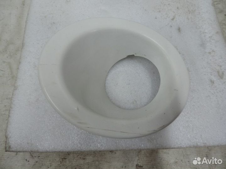 Рамка противотуманной фары левая Land Rover Freela