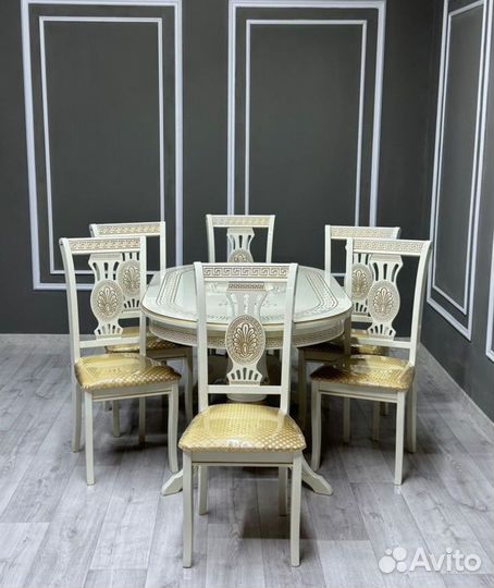 Столы и стулья новые