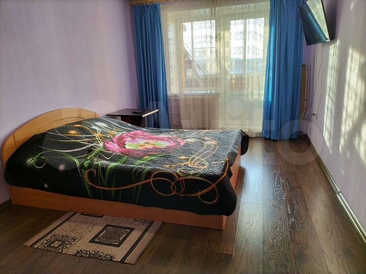 2-к. квартира, 70 м², 2/6 эт.