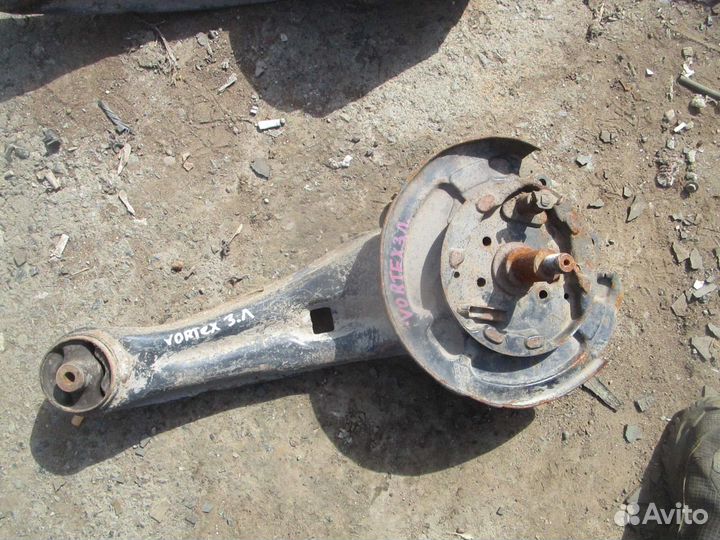Рычаг задний левый Vortex Estina A21