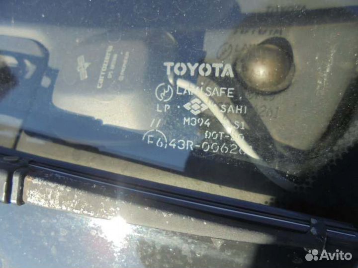 Лобовое стекло Toyota Caldina ST195 3S-GE 1995/07