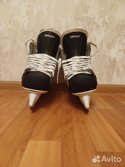 Коньки хоккейные