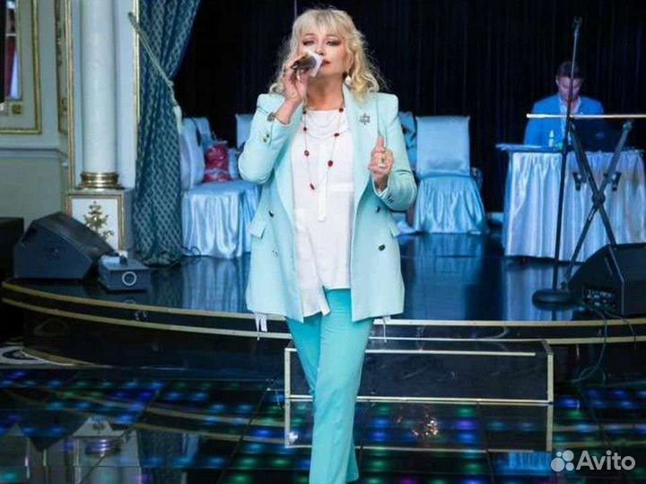 Ведущий с вокалом диджей на свадьбу,юбилей,корпо