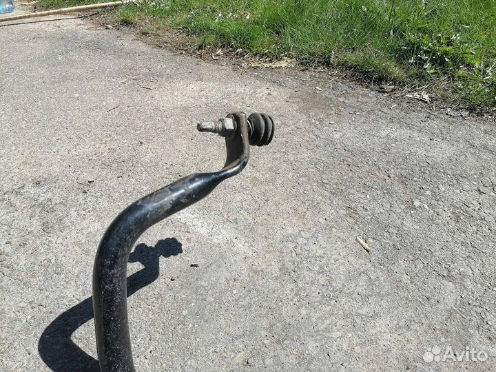 Стабилизатор передний Chevrolet Equinox 3 2018