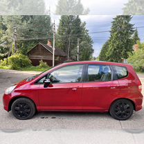 Honda Jazz 1.3 CVT, 2006, 209 380 км, с пробегом, цена 599 000 руб.