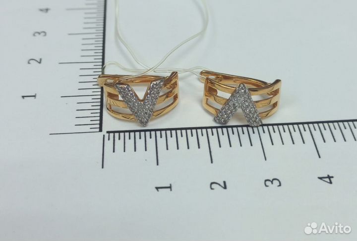 Золотые серьги 585 пробы