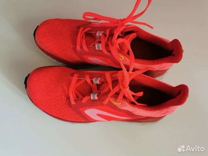 Кроссовки женские/детские 36 размер