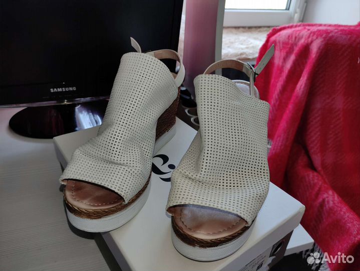 Босоножки женские 40 размер натуральная кожа
