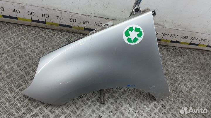 Крыло переднее левое renault scenic 2008 2009