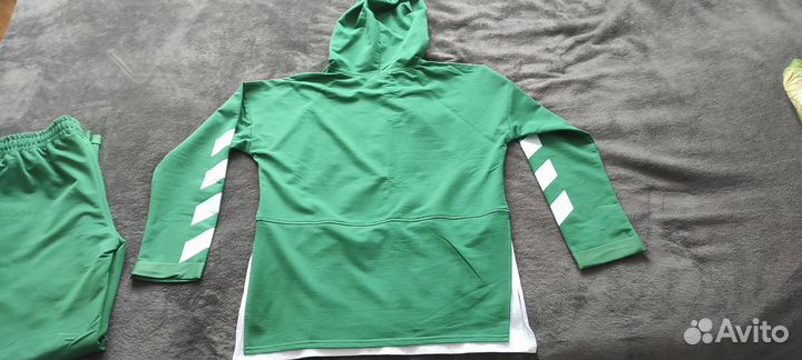 Спортивный костюм женский новый