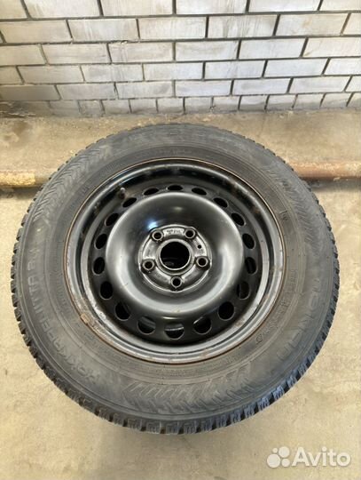 Nokian Tyres Hakkapeliitta 8 195/65 R15