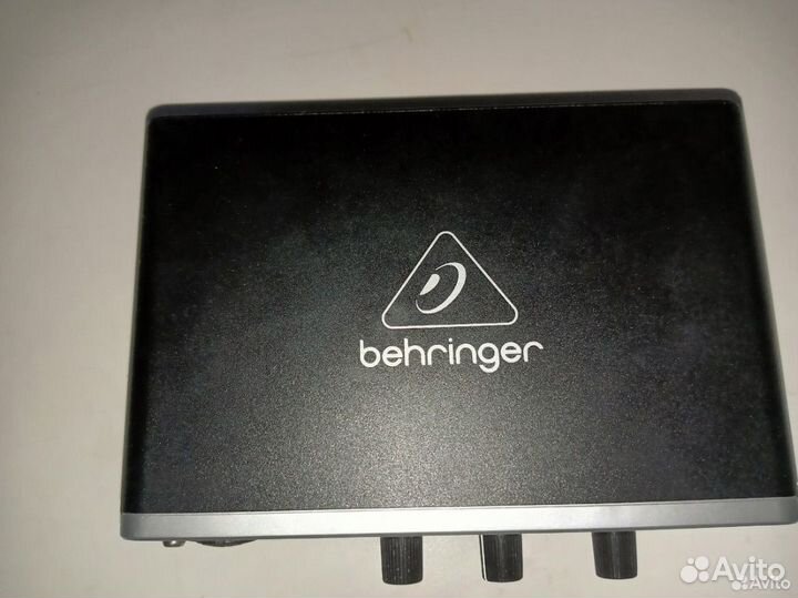 Behringer umc22