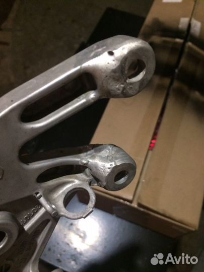 Ножка водителя cbr600rr