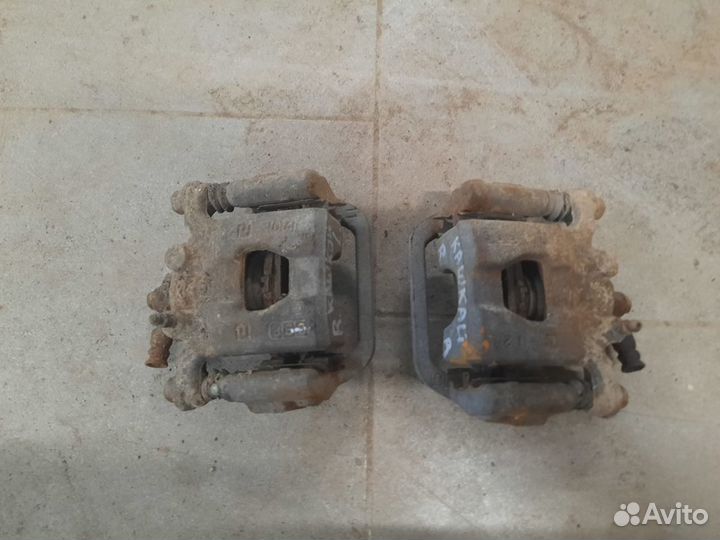 Суппорта задние Nissan Qashqai