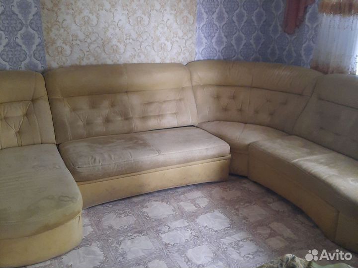 Диван большой