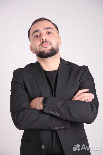 Врач стоматолог хирург