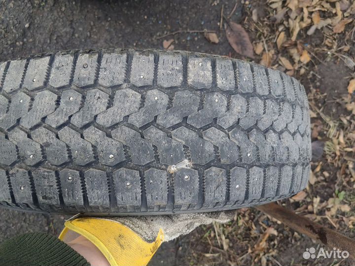 Резина зимняя yokohama 185/65 r15