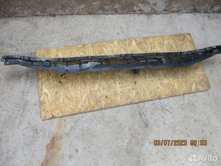 Водосток лобового стекла Киа Соренто