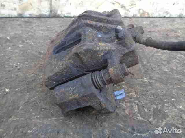 Суппорт передний правый Hyundai Santa Fe 2 CM