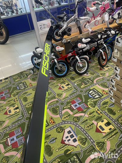 Беговые лыжи юниорские классика Fischer, Atomic