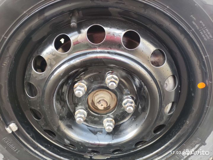 Диск штампованный R15 новый