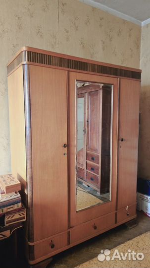 Шкаф,Гардероб