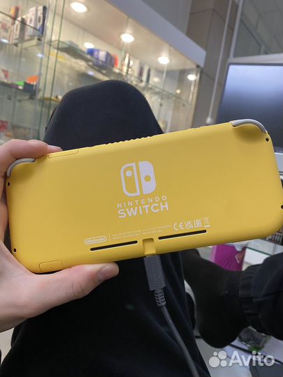 Nintendo switch lite