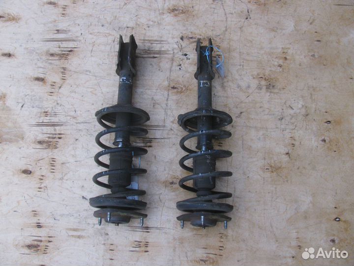 Передние стойки Mitsubishi Lancer 9 CS