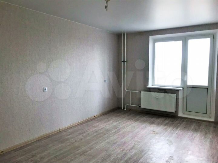 3-к. квартира, 82 м², 3/18 эт.