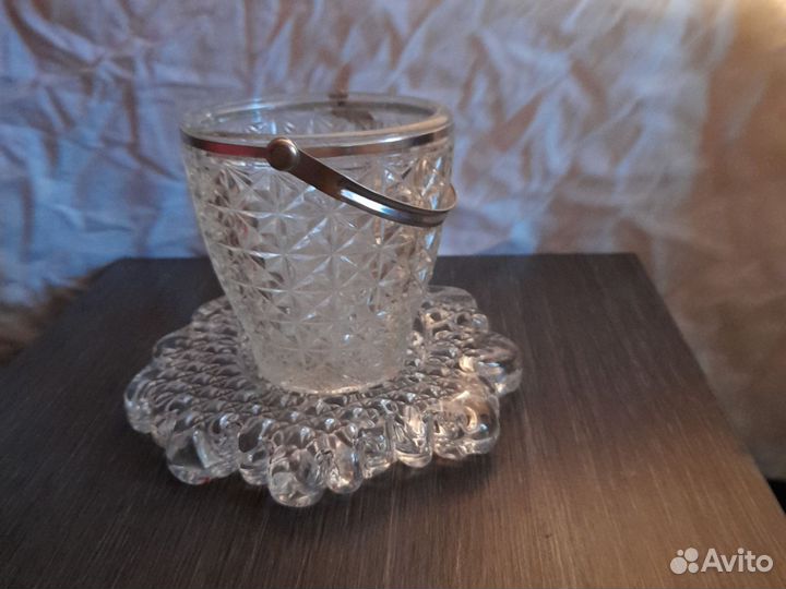 Ведро стеклянное и подставка из СССР