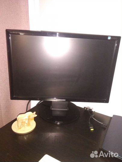 Монитор Samsung syncmaster
