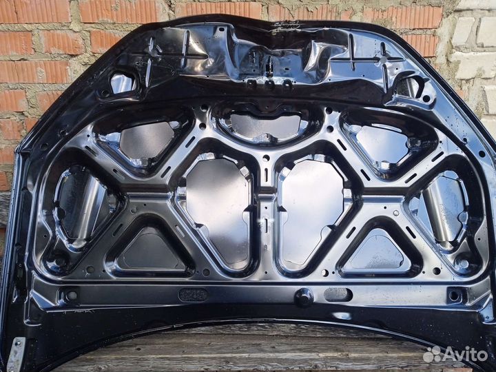 Капот LADA granta fl