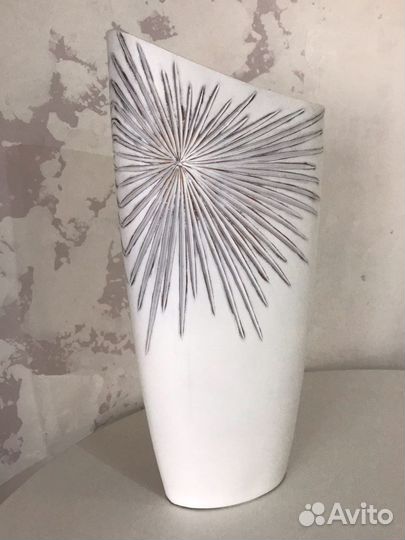 Ваза декоративная