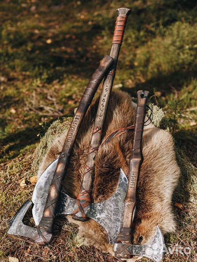 Топор кованый ручной работы Варяг