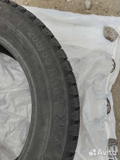 Gislaved Nord Frost 200 205/55 R16 94T