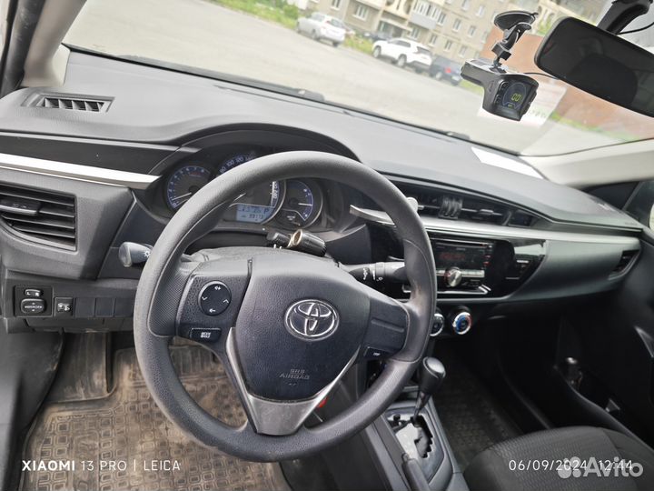 Toyota Corolla 1.6 CVT, 2015, 90 000 км