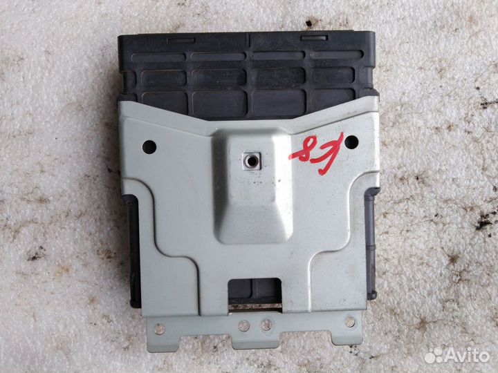 Блок управления двигателем (эбу) Mitsubishi Lancer