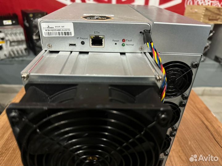 Асик Antminer S19XP 134th