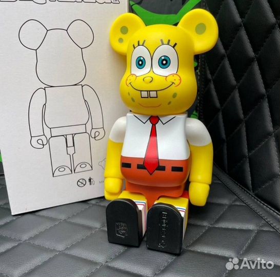 Игрушка Bearbrick Спанч боб 28см 400%