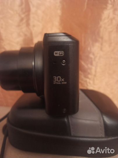 Компактный фотоаппарат sony