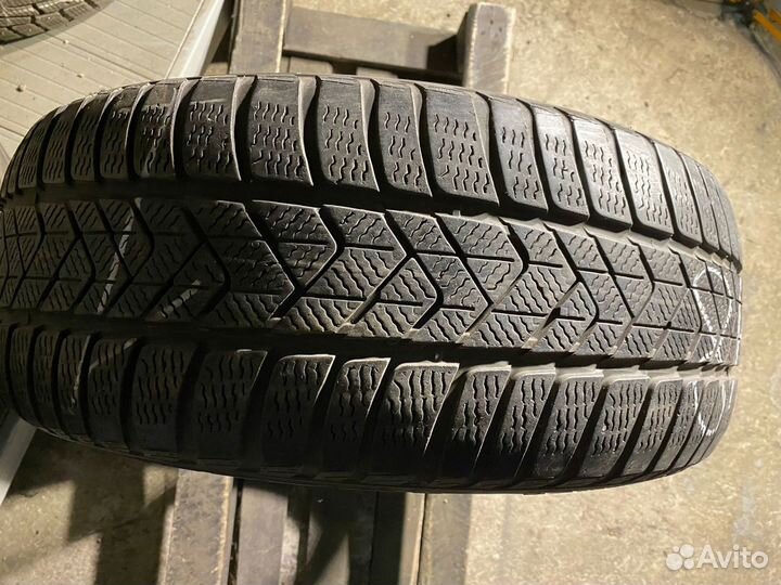 Pirelli Winter Sottozero 3 225/50 R17 98H