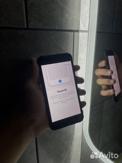 iPhone 8 Plus, 64 ГБ