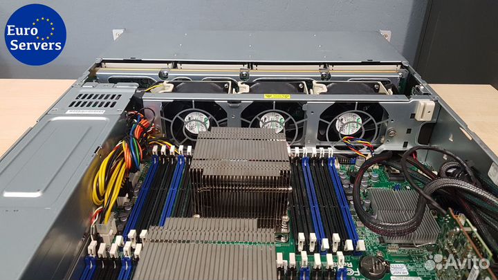 Supermicro CSE-826 12LFF (2xE5-2643, 32GB)