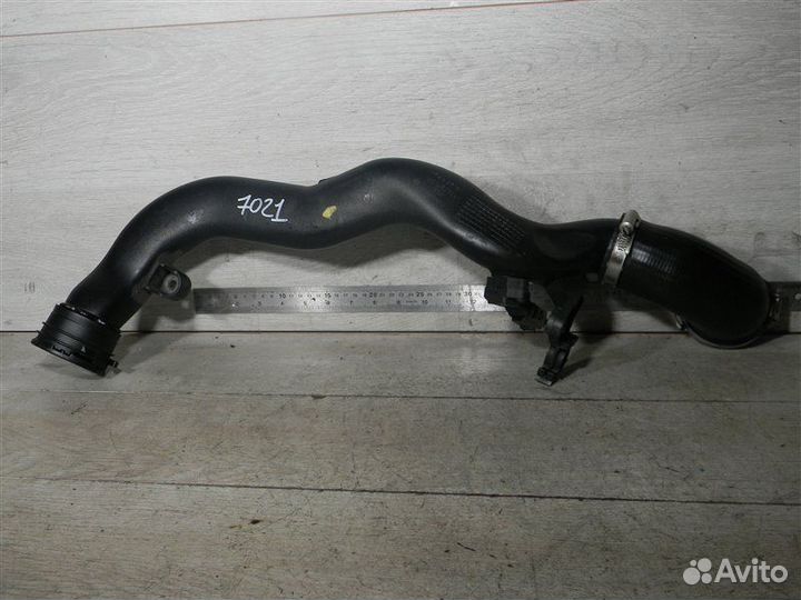 Патрубок интеркулера 1K0145770AK Volkswagen
