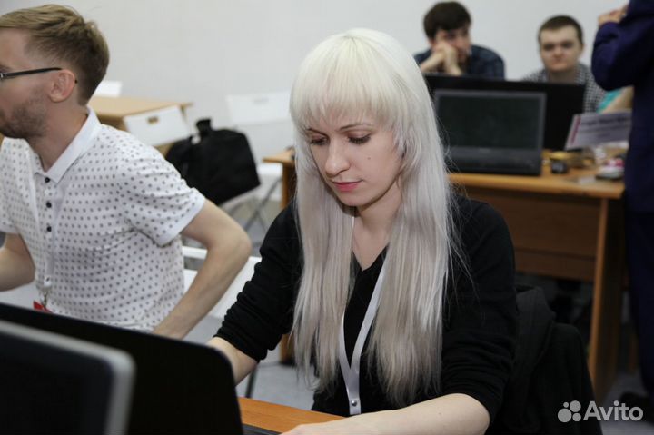 Арт-директор, веб-дизайнер, UI/UX Designer