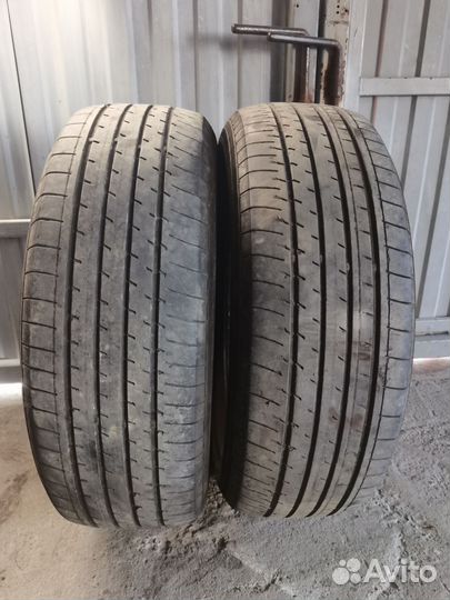 Yokohama BluEarth-XT AE61 225/65 R17 102H