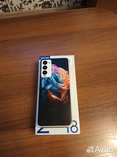 TECNO Camon 18, 6/128 ГБ