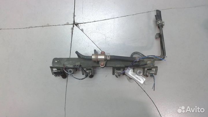 Форсунка топливная Suzuki Liana, 2002