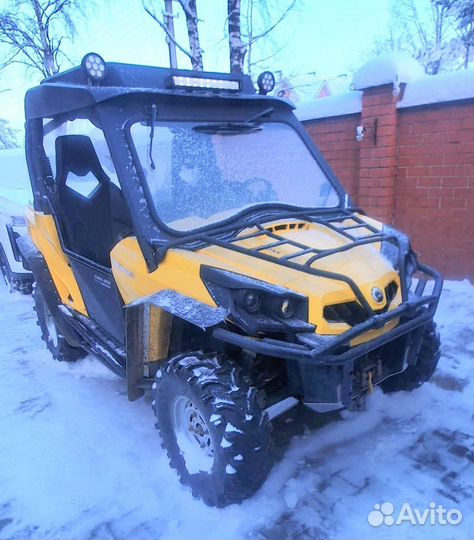 BRP CAN-AM commander 1000 EFI