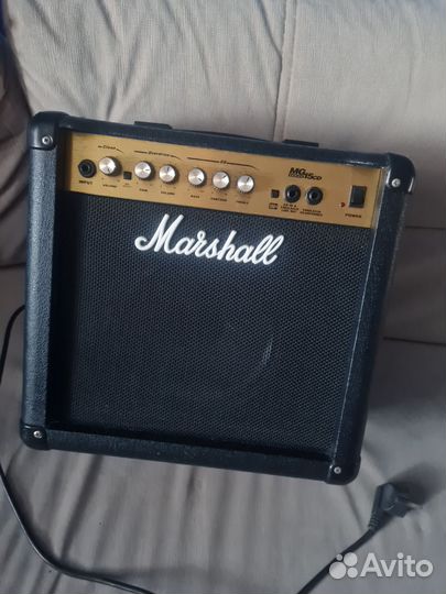 Гитарный комбоусилитель marshall MG 15CD